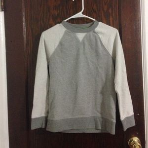 Cherokee. Long sleeve top. Grey. Large(12/14)