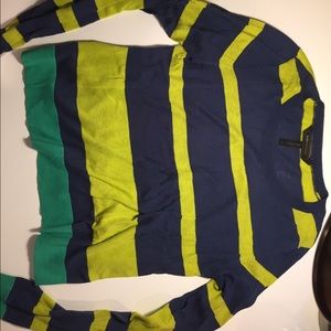 Bang max azria crop sweater size small