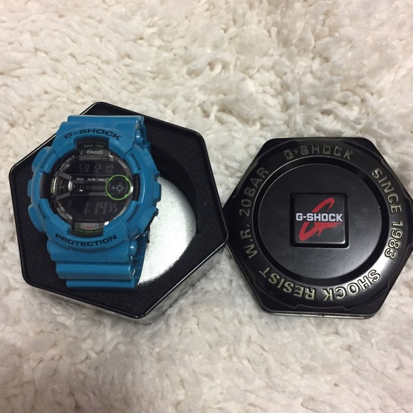 Casio Men's Watch G-Shock Model GD110-2