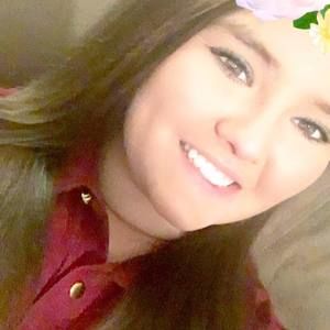 Meet your Posher, Selena