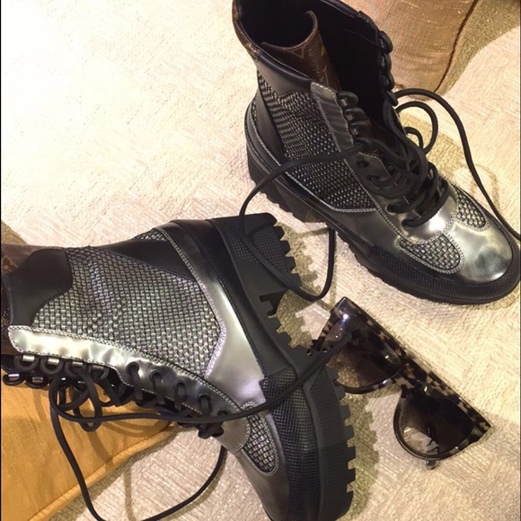 Meet your Posher ✨👠👜👡💄💋 - Picture 3 of 4