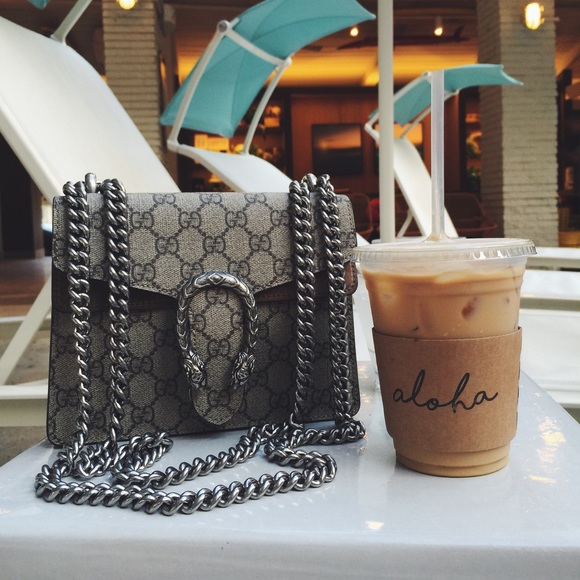 Meet your Posher ✨👠👜👡💄💋 - Picture 4 of 4