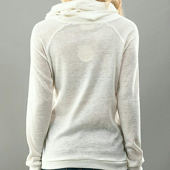 << Gold Sequin Front Hoodie Top >> final $ - Picture 4 of 5