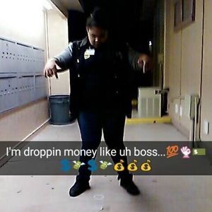 Meet your Posher, Lina