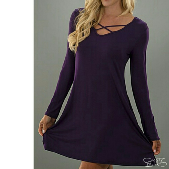 Sale << Plum Cross Front Strappy Dress >> - Picture 2 of 2