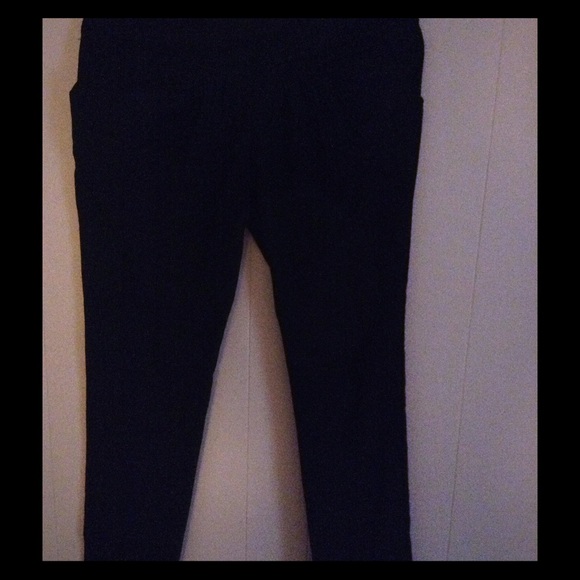 Feminine S size pant - Picture 1 of 1