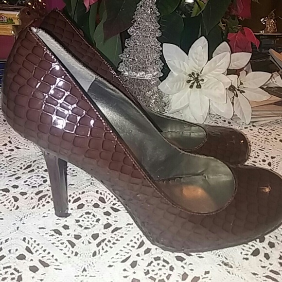 Jessica Simpson Holiday Pumps Size 9 Like New