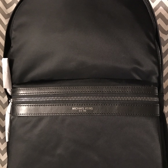 ""New"" Michael Kors Kent Backpack Black - Picture 3 of 4