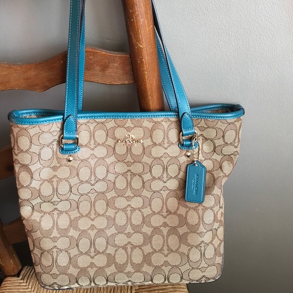 Coach Logo Tote