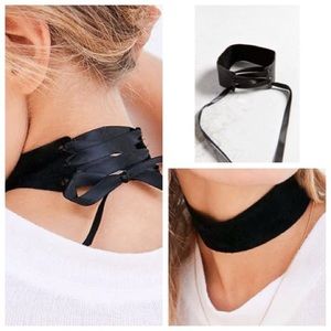 Necklace leather Choker