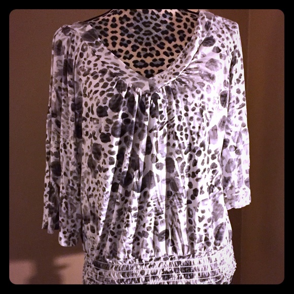American Rag Gray / White Animal Print Blouse
