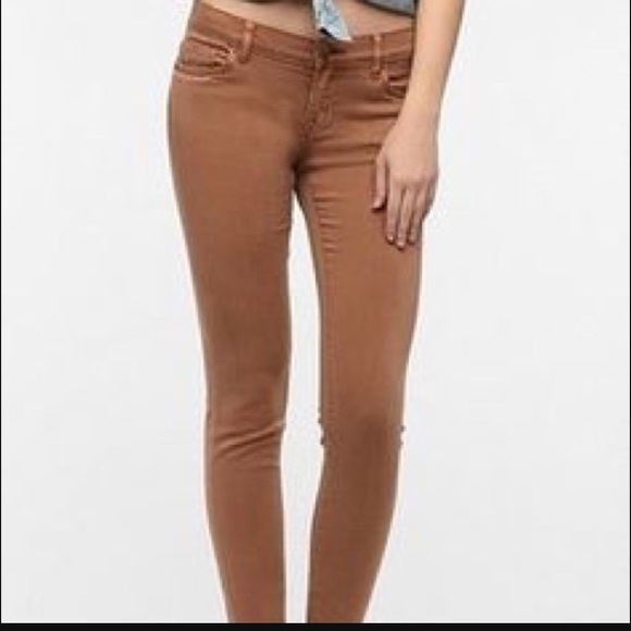 BDG mid rise cigarette ankle 25w 30L. In brown - Picture 1 of 4