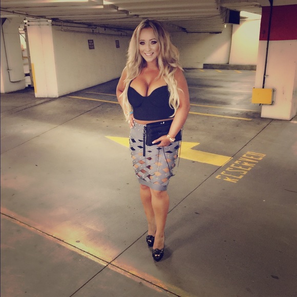 Gray cage skirt