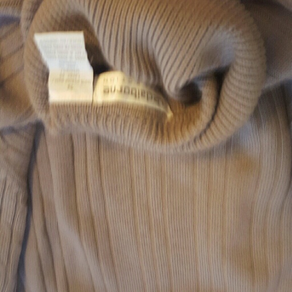 Winter Sweater - Picture 2 of 2