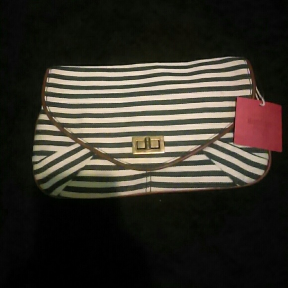 Striped clutch - Picture 1 of 1