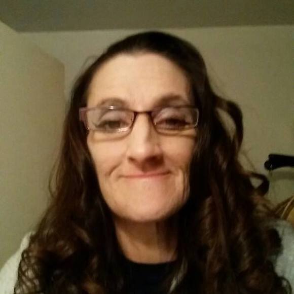 Meet your Posher, Beth - Picture 1 of 1