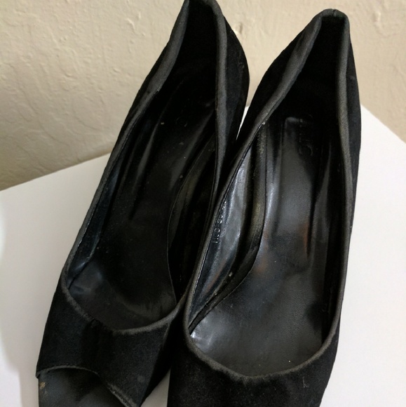 Peep toe black pumps - Picture 1 of 2