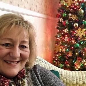 Meet your Posher, Marika