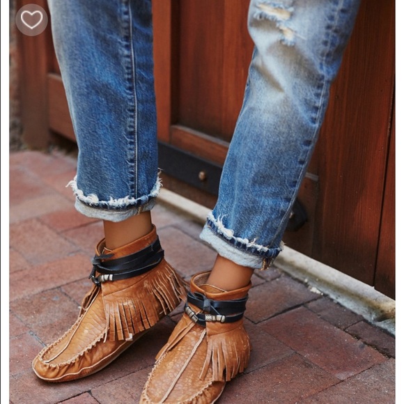 BNWT FREE PEOPLE MOCCASIN