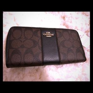 Coach outlet black and brown zip around wallet
