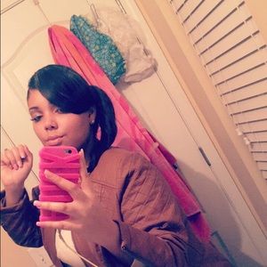 Meet your Posher, Taylena