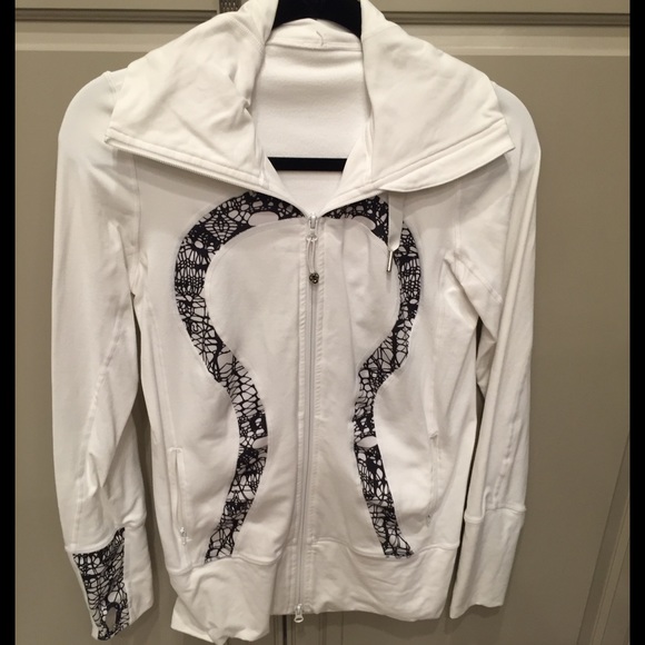 LuLulemon jacket