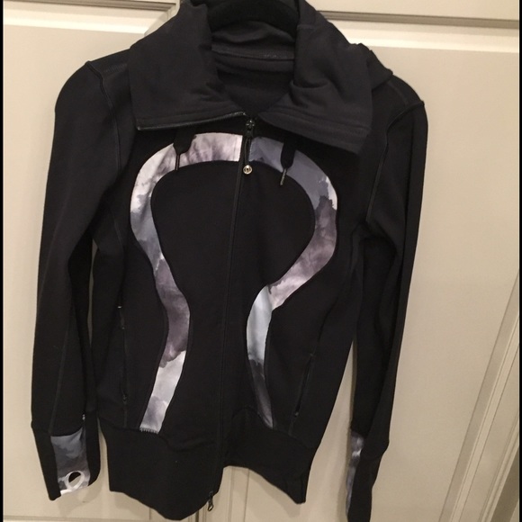 Lululemon jacket