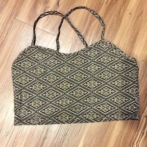 ⛔️UNTIL 1/2/2017⛔️Oriental design crop top