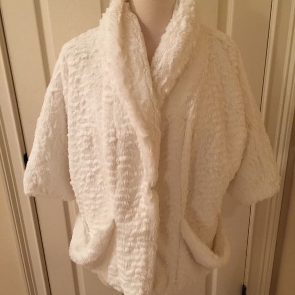 Winter white XS Jolt faux fur winter jacket