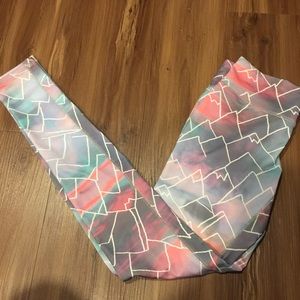* ON HOLD* Multicolored Mountain design yoga pants