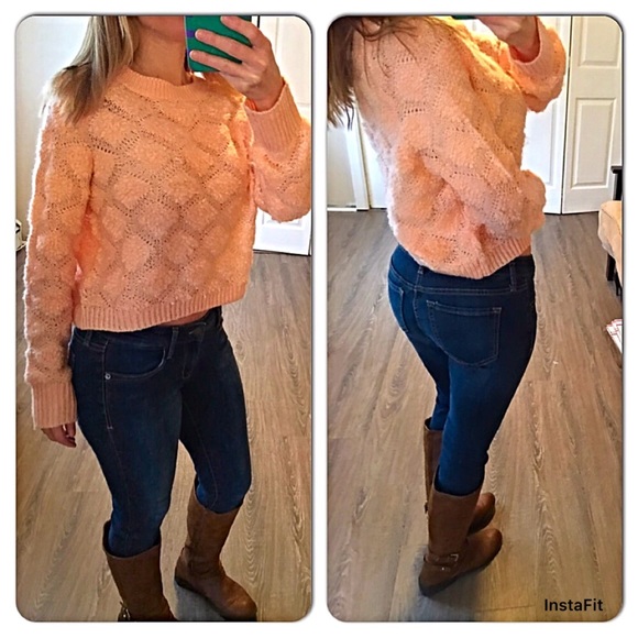 ‼️3 for $25‼️Peach crop fuzzy sweater! My favorite! - Picture 2 of 3