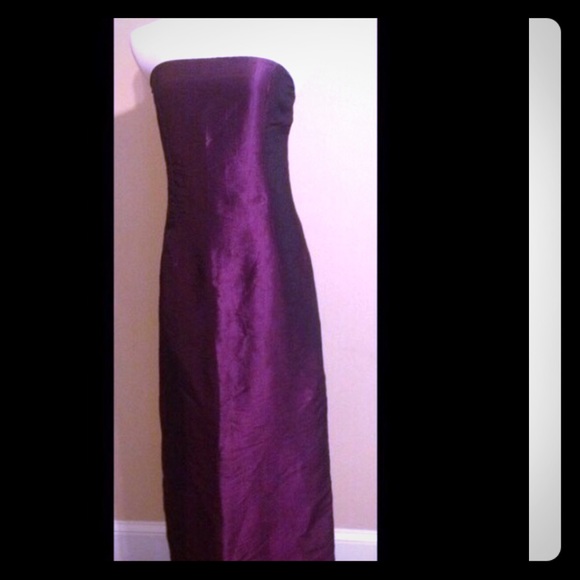 STUNNING Like New Evening gown