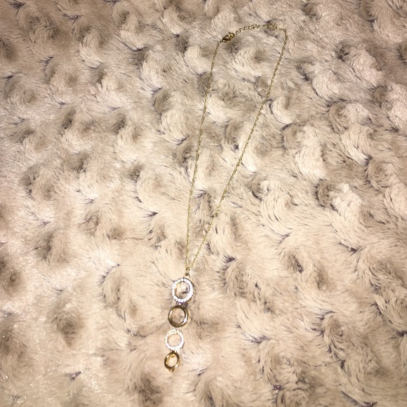 Circle diamond necklace