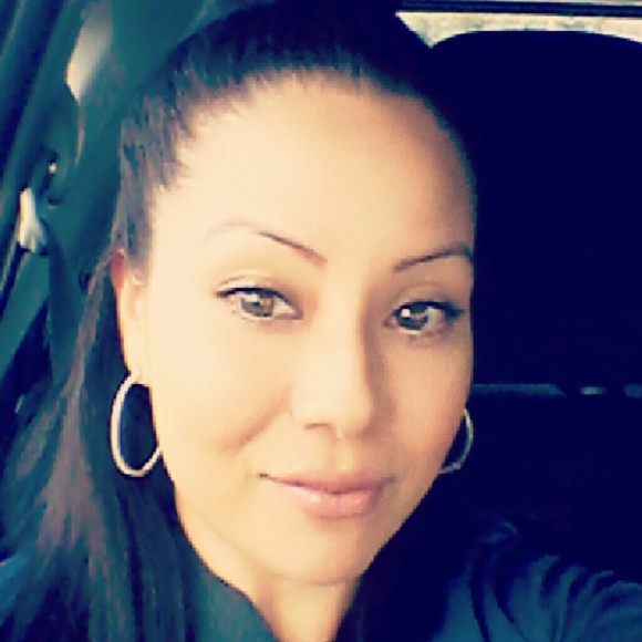 Meet your Posher, Miluska