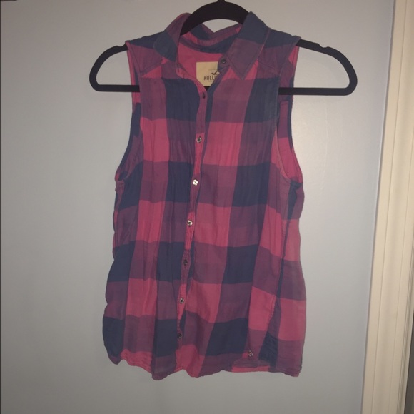 Plaid purple and pink buttoned up top
