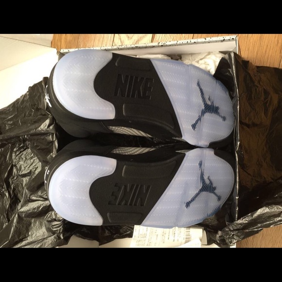 Air Jordan RETRO 5 BLACK METALLIC OG - Picture 2 of 4