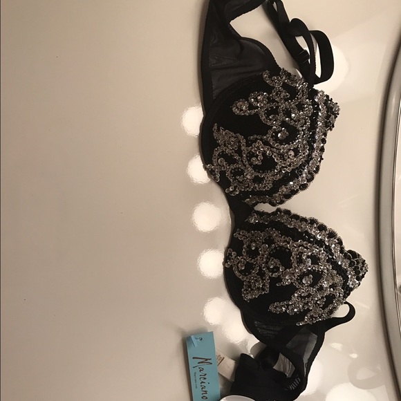 Gorgeous bra too small brand new with tags