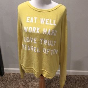 Yellow large wild fox sweatshirt