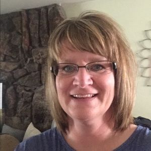 Meet your Posher, Lori