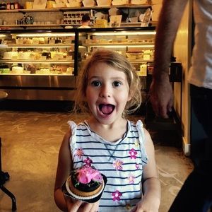 Meet your Posher, Branka