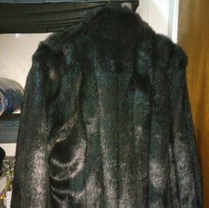 Faux fur coat black