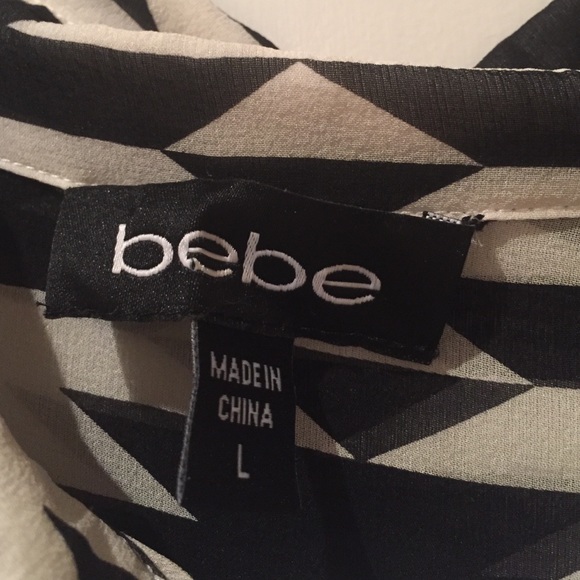 Bebe blouse - Picture 2 of 3