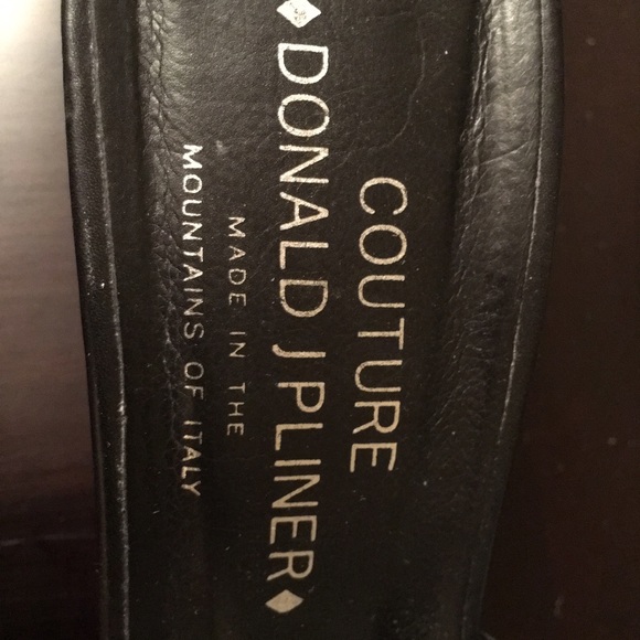 Donald J Pliner Couture in size 9M - Picture 2 of 4