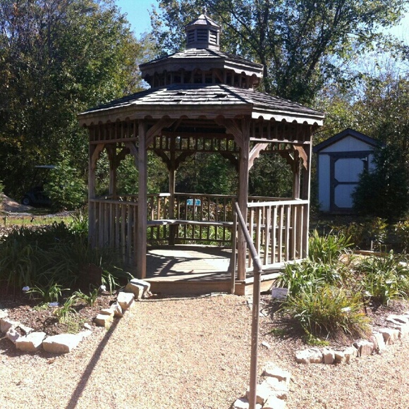 Meet your Posher, Shawna - Picture 1 of 1