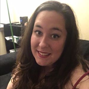 Meet your Posher, Denise