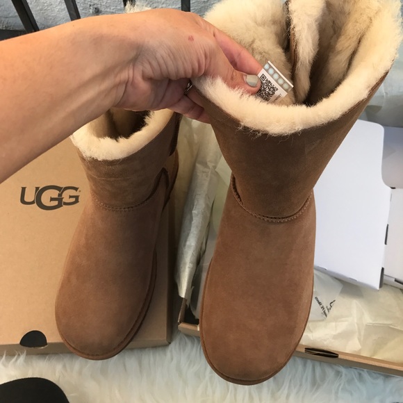 UGG Brigette double Bow limited edition boots sz 8 - Picture 2 of 4