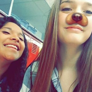 Meet your Posher, Alexis