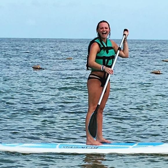 Meet your Posher, Domenica - Picture 1 of 1