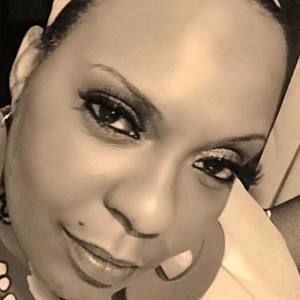 Meet your Posher, Monique