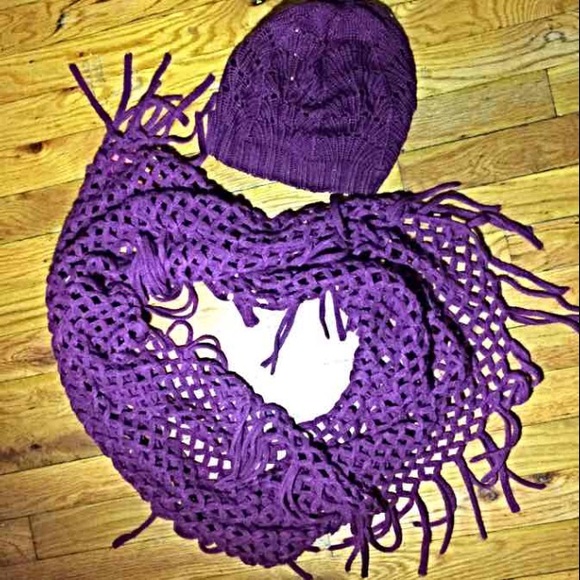 Bundle of Infinity Scarf & Hat